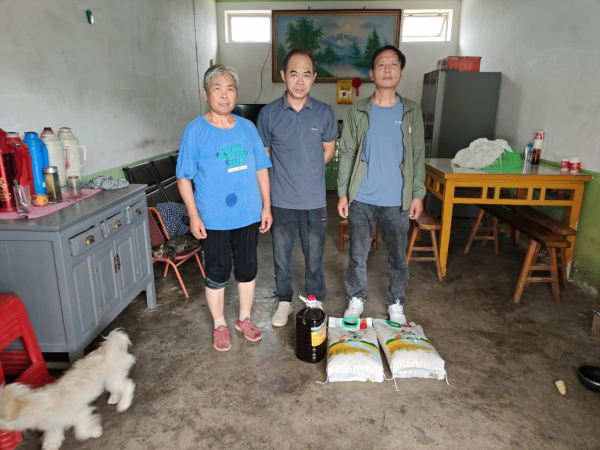优配网 怀宁县三桥镇：八一慰问暖人心  军民鱼水情更浓​_大皖新闻 | 安徽网